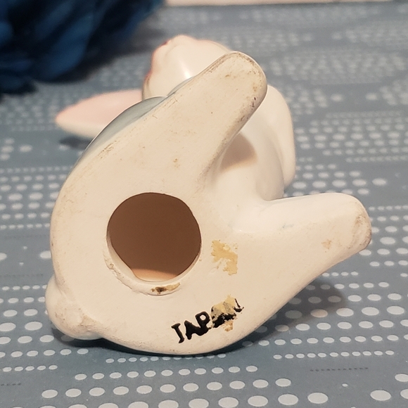 Vintage Porcelain Bunny Figurine, Blue Rabbit Japan - Picture 5 of 6